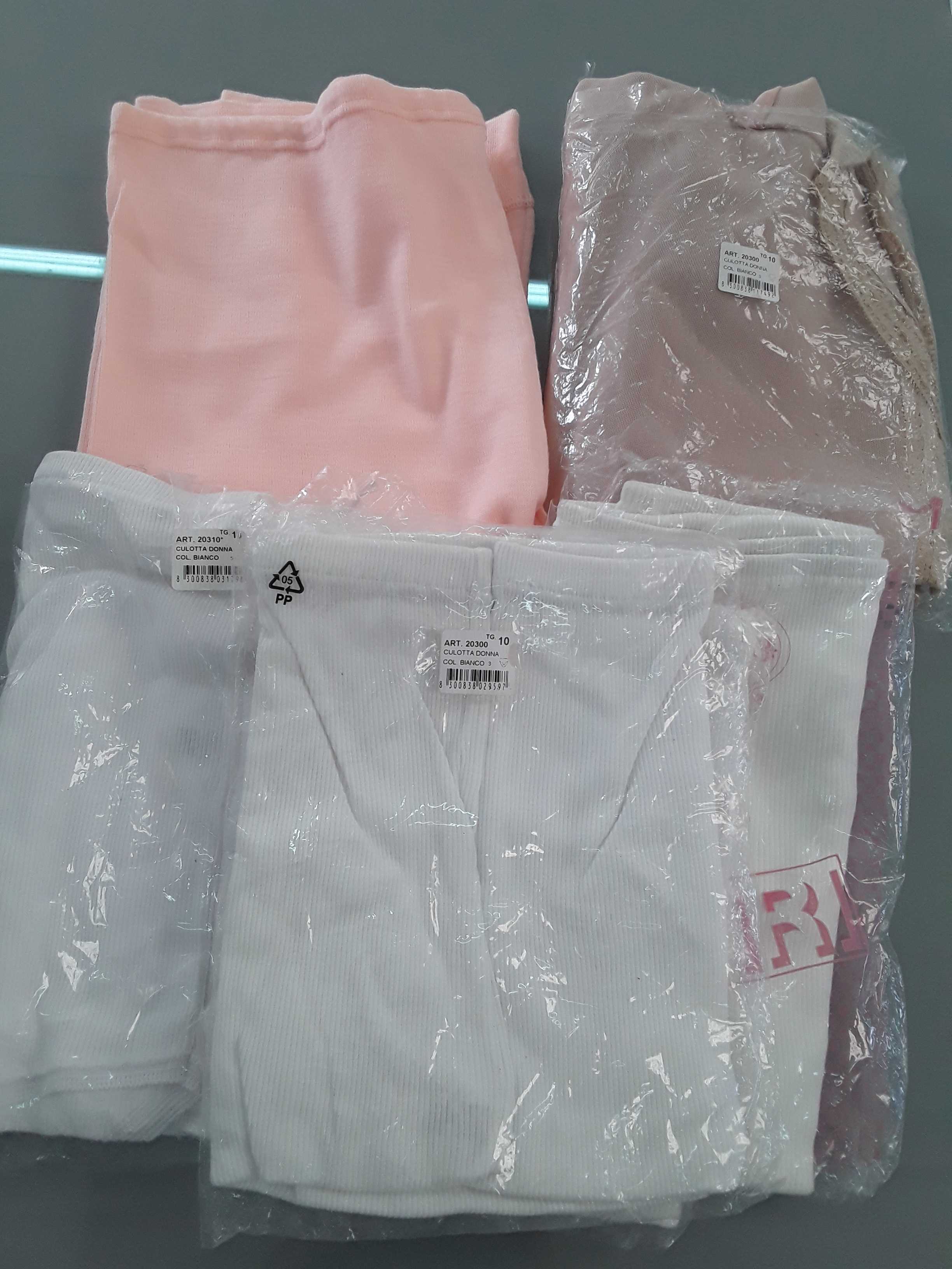 articoli sanitari da donna tg. 10