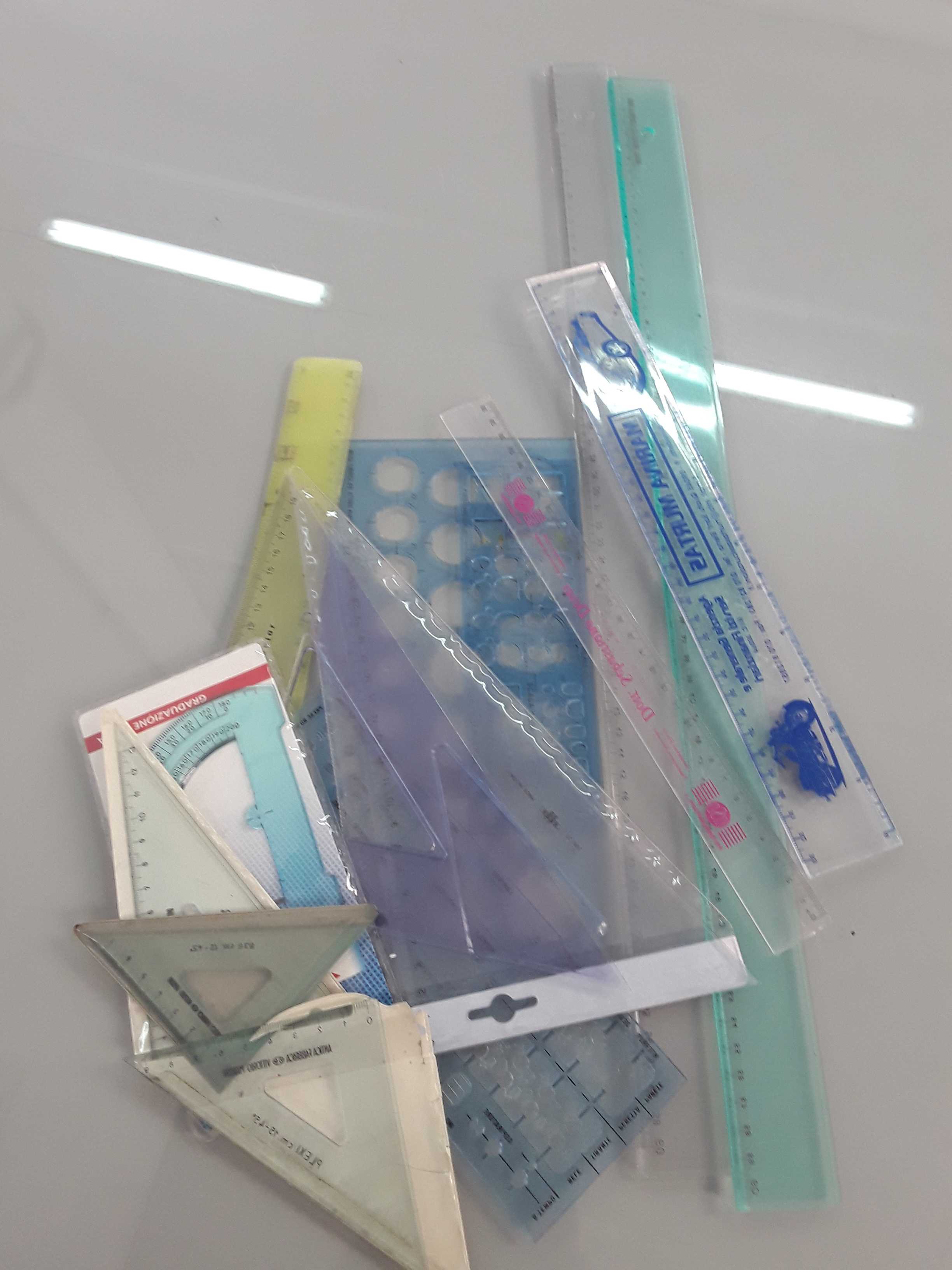 Oggetti per LA scuola 