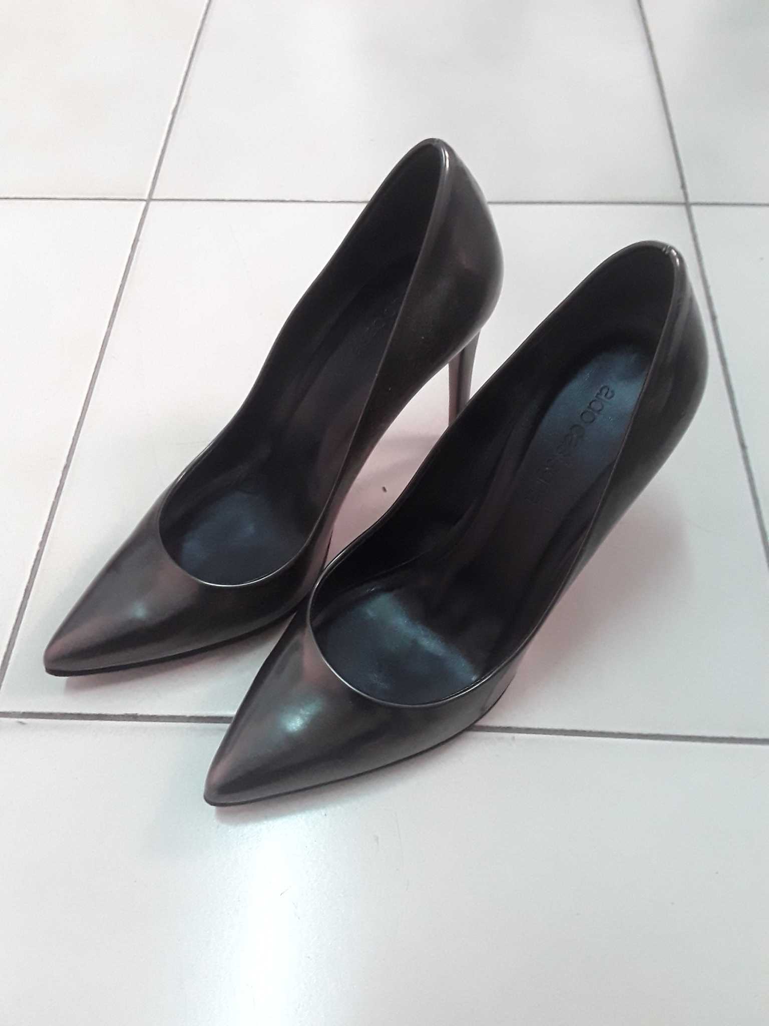 Scarpe 
