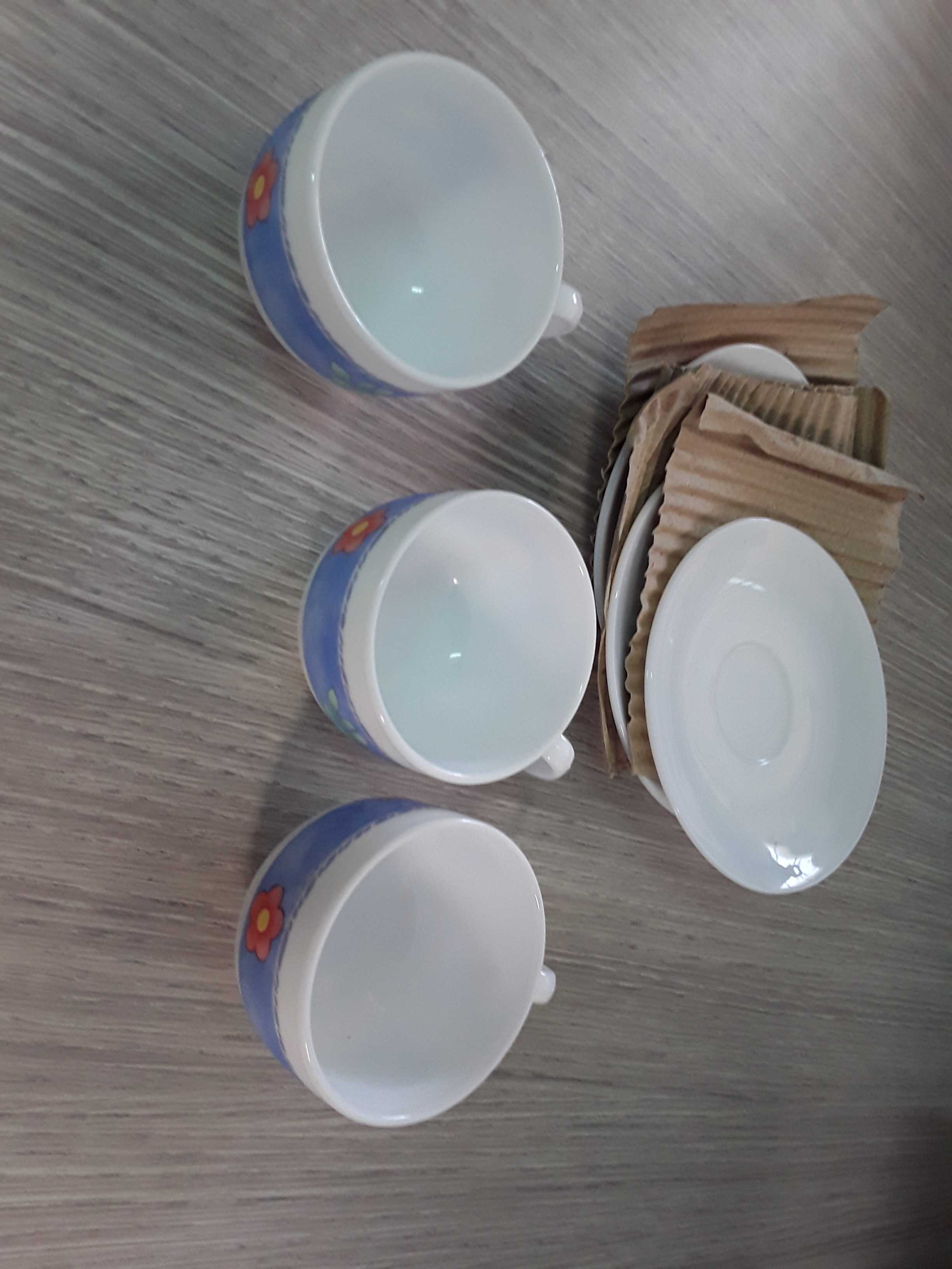 set tazzine caffè  con piattini 