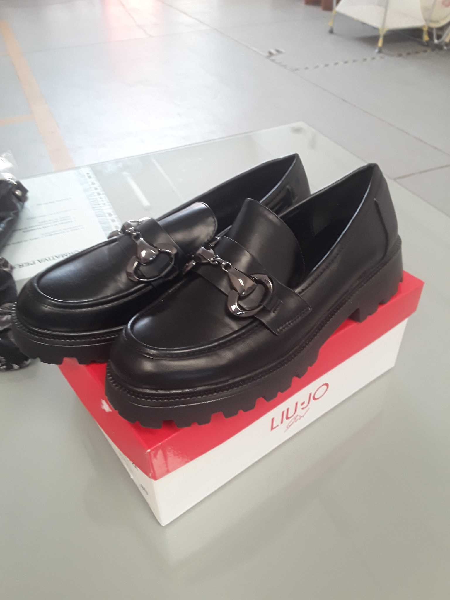 Scarpe 