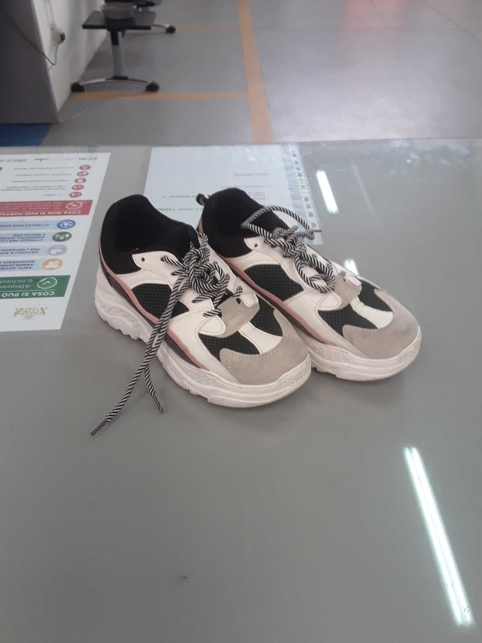 Scarpe n.36